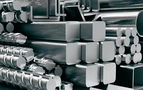 Material industrial y tornillería en obra de construcción